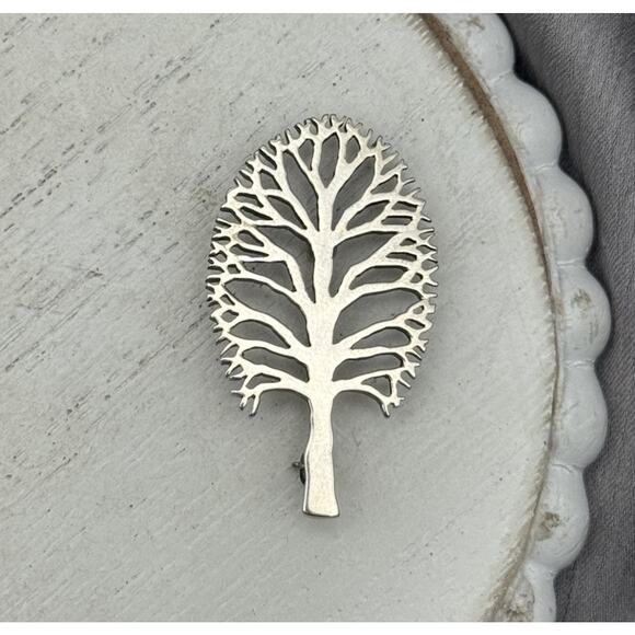 Retired James Avery 925 Tree of Life Brooch 3.63G / 1.3in